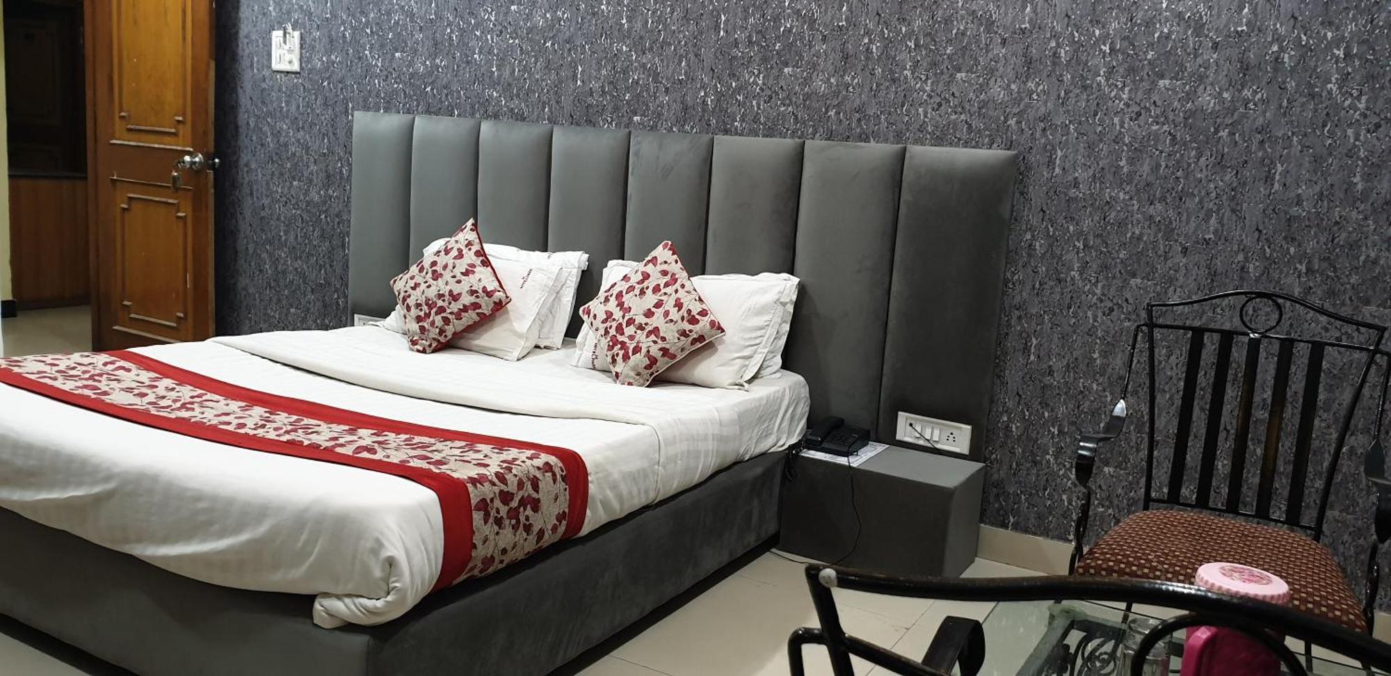 Hotel Park Indore Exterior photo